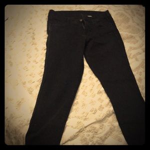 Never worn classic black jean